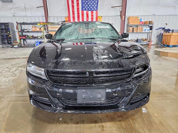 2017 DODGE CHARGER SXT