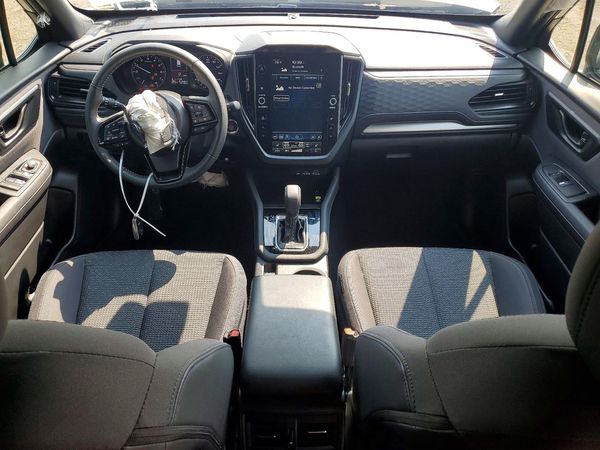 2025 SUBARU FORESTER Premium Base