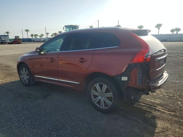2016 VOLVO XC60