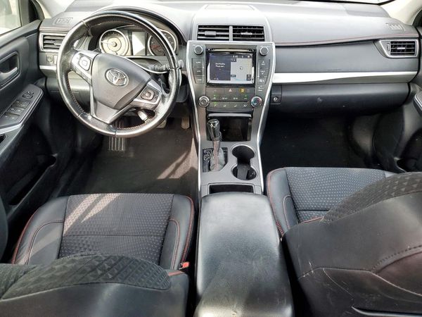 2015 TOYOTA CAMRY