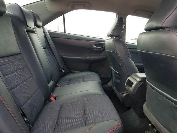 2015 TOYOTA CAMRY