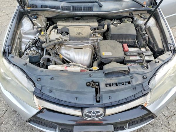 2015 TOYOTA CAMRY