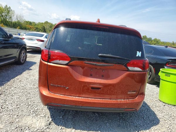 2018 CHRYSLER PACIFICA