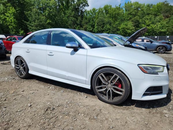 2022 AUDI S3