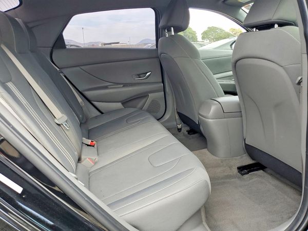 2023 HYUNDAI ELANTRA Blue
