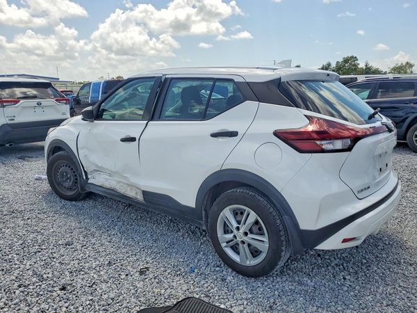 2024 NISSAN KICKS