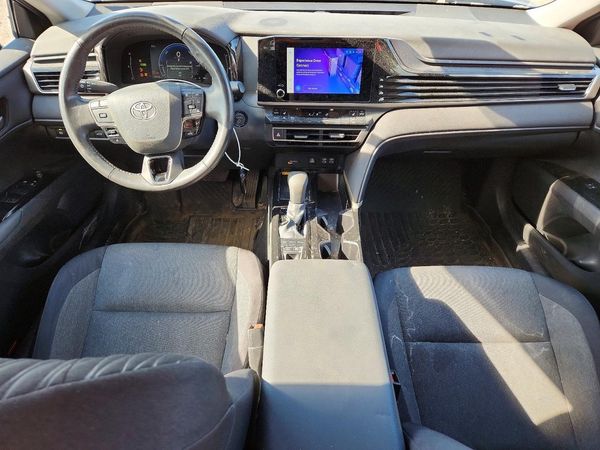 2025 TOYOTA CAMRY