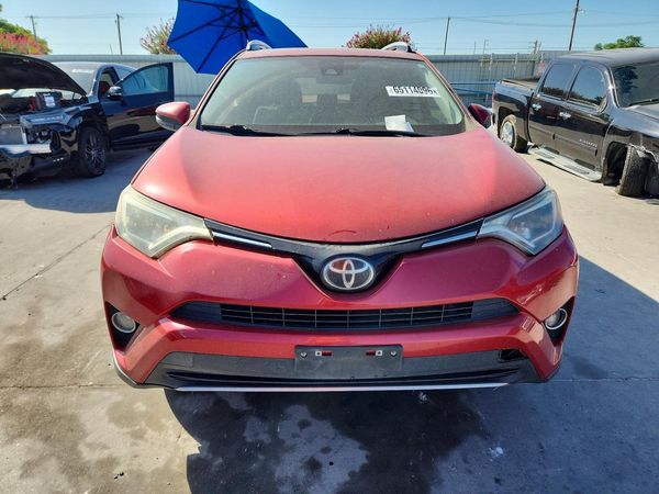 2017 TOYOTA RAV4 XLE