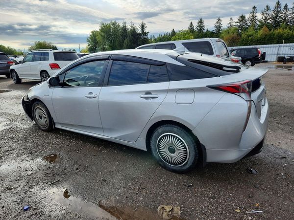 2018 TOYOTA PRIUS