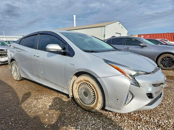 2018 TOYOTA PRIUS