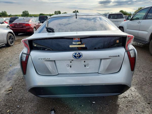 2018 TOYOTA PRIUS