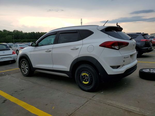 2017 HYUNDAI TUCSON