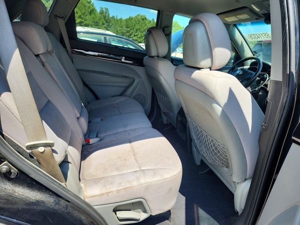 2015 KIA SORENTO GL