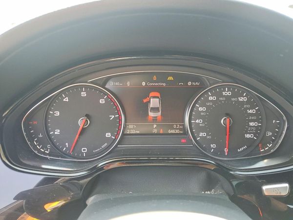 2015 AUDI A8