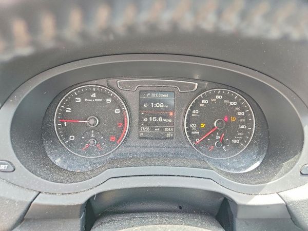 2016 AUDI Q3