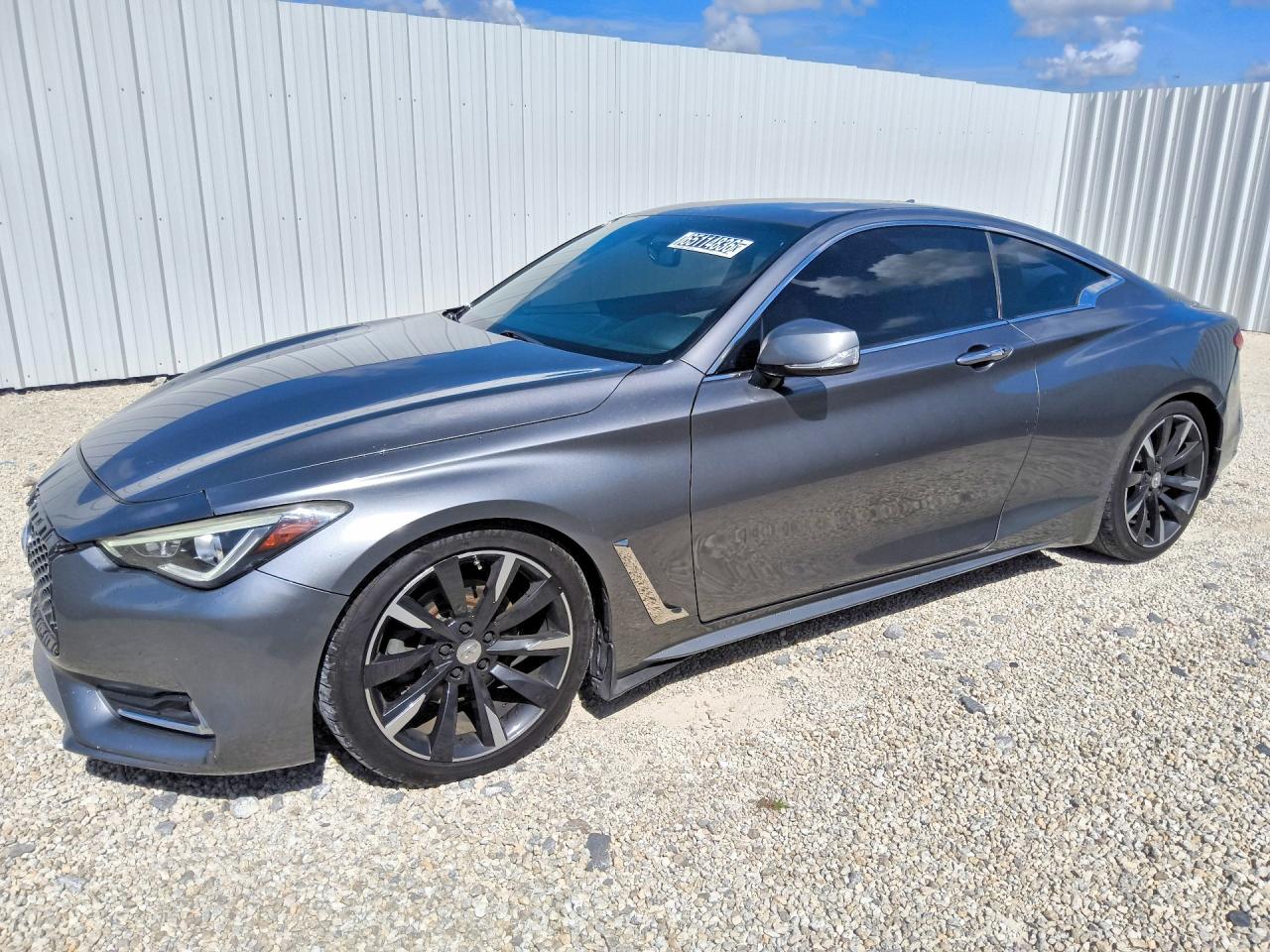 2017 INFINITI Q60