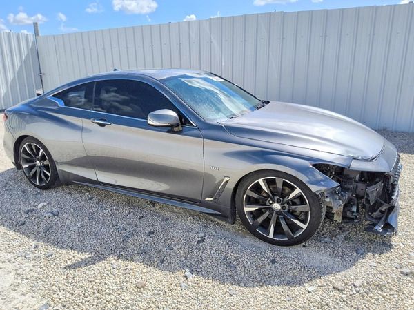 2017 INFINITI Q60