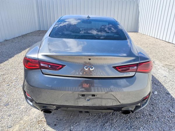 2017 INFINITI Q60