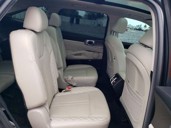 2021 KIA SORENTO SX, SXP