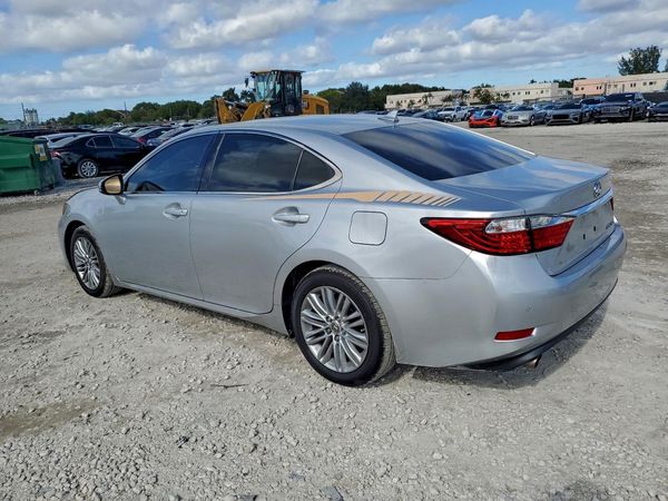 2014 LEXUS ES