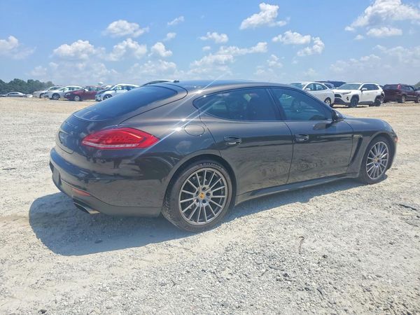 2016 PORSCHE PANAMERA Base (2WD), 4 (4WD)