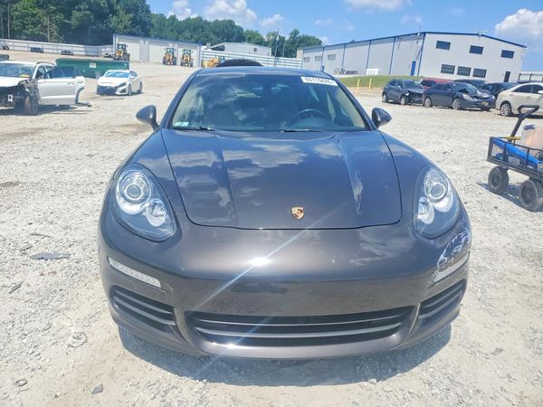 2016 PORSCHE PANAMERA Base (2WD), 4 (4WD)