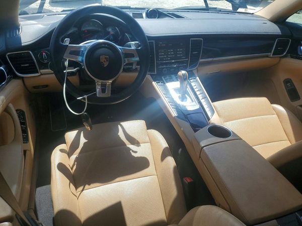 2016 PORSCHE PANAMERA Base (2WD), 4 (4WD)