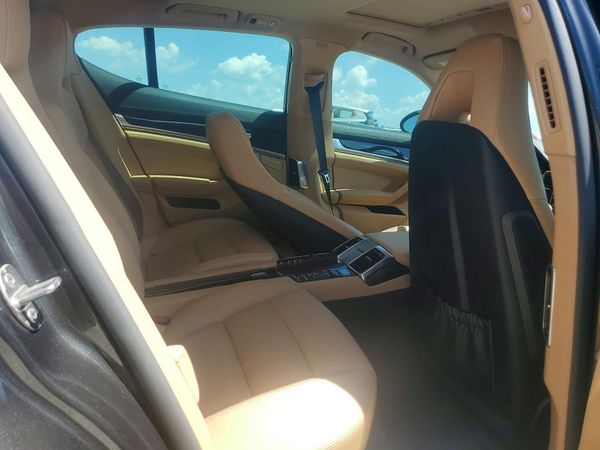 2016 PORSCHE PANAMERA Base (2WD), 4 (4WD)