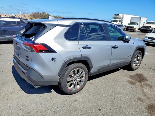 2019 TOYOTA RAV4 XLE Premium — PSRA