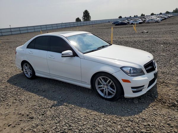 2013 MERCEDES-BENZ C C300