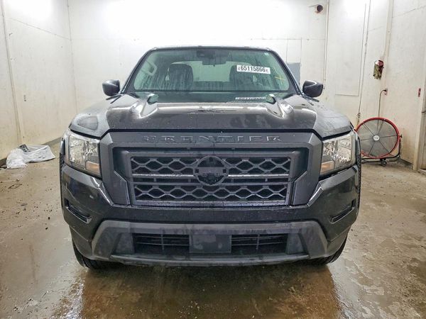 2024 NISSAN FRONTIER