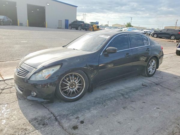 2013 INFINITI G37