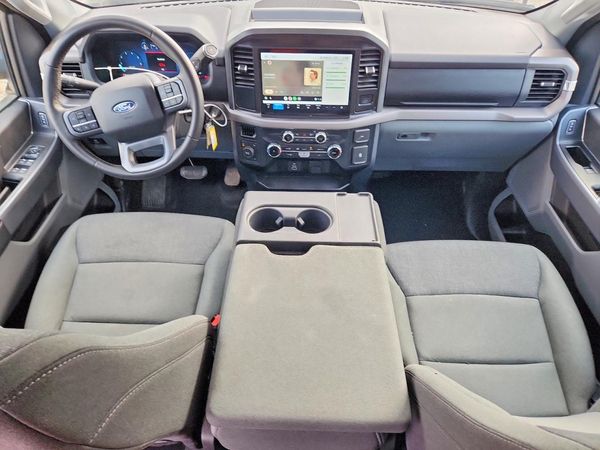 2025 FORD F150 XLT