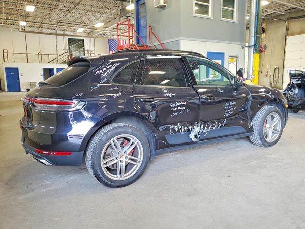 2019 PORSCHE MACAN