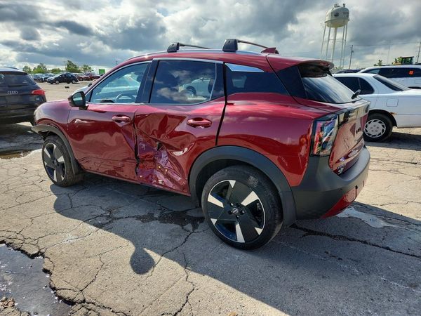 2025 NISSAN KICKS
