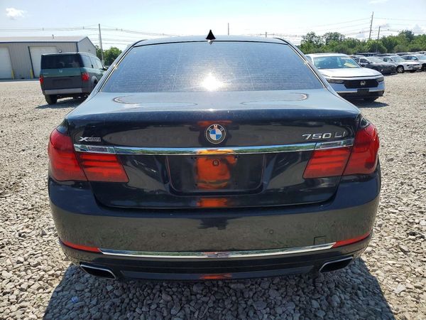2015 BMW 740 xDrive
