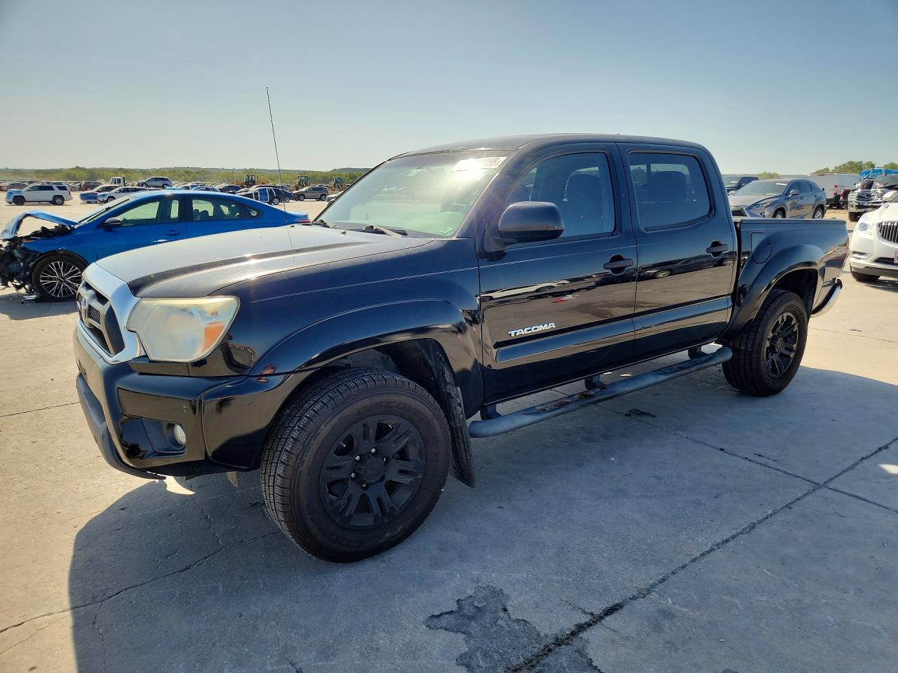 2015 TOYOTA TACOMA Delux Grade