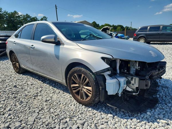 2017 TOYOTA CAMRY
