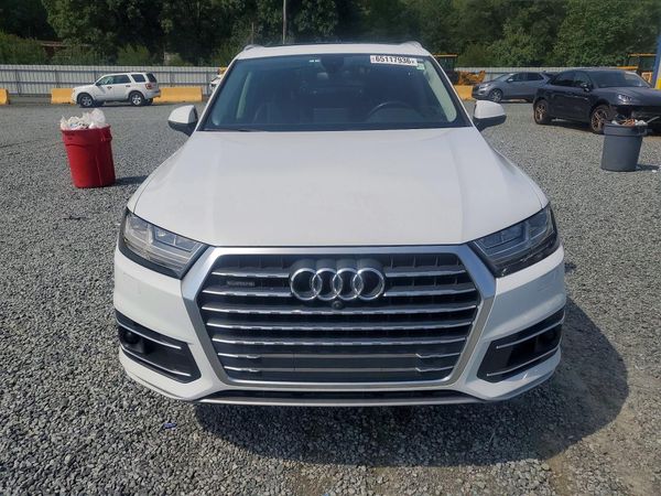 2018 AUDI Q7
