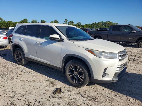 2019 TOYOTA HIGHLANDER