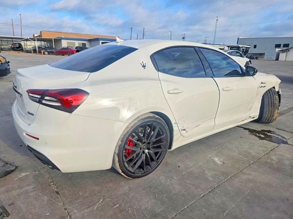 2023 MASERATI GHIBLI