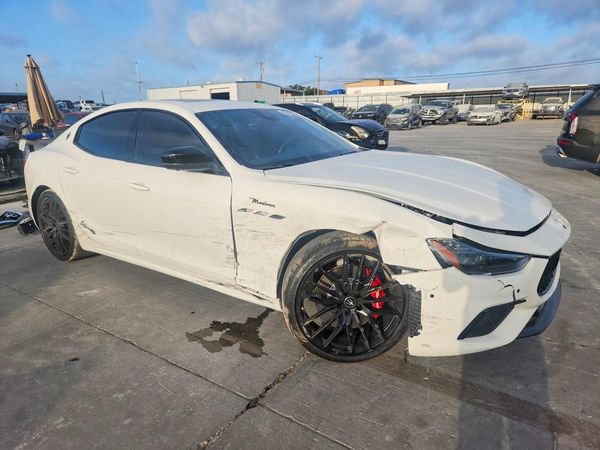 2023 MASERATI GHIBLI