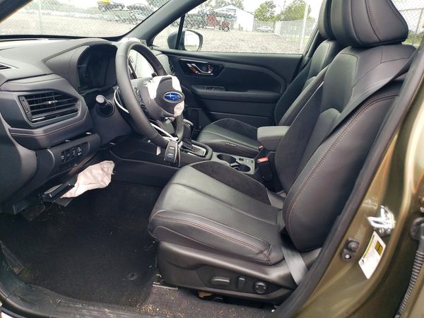 2025 SUBARU FORESTER Touring — DENT