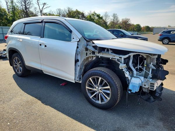 2026 TOYOTA HIGHLANDER SE/XLE
