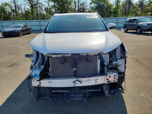2026 TOYOTA HIGHLANDER SE/XLE