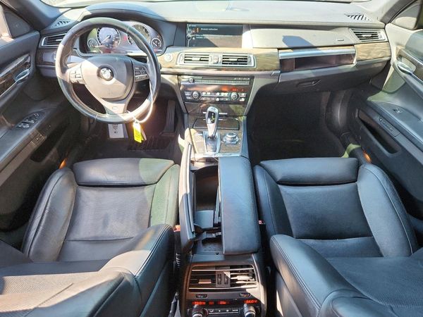 2012 BMW 750 750Li/Alpina B7