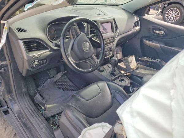 2020 JEEP CHEROKEE Latitude Plus — CKPT