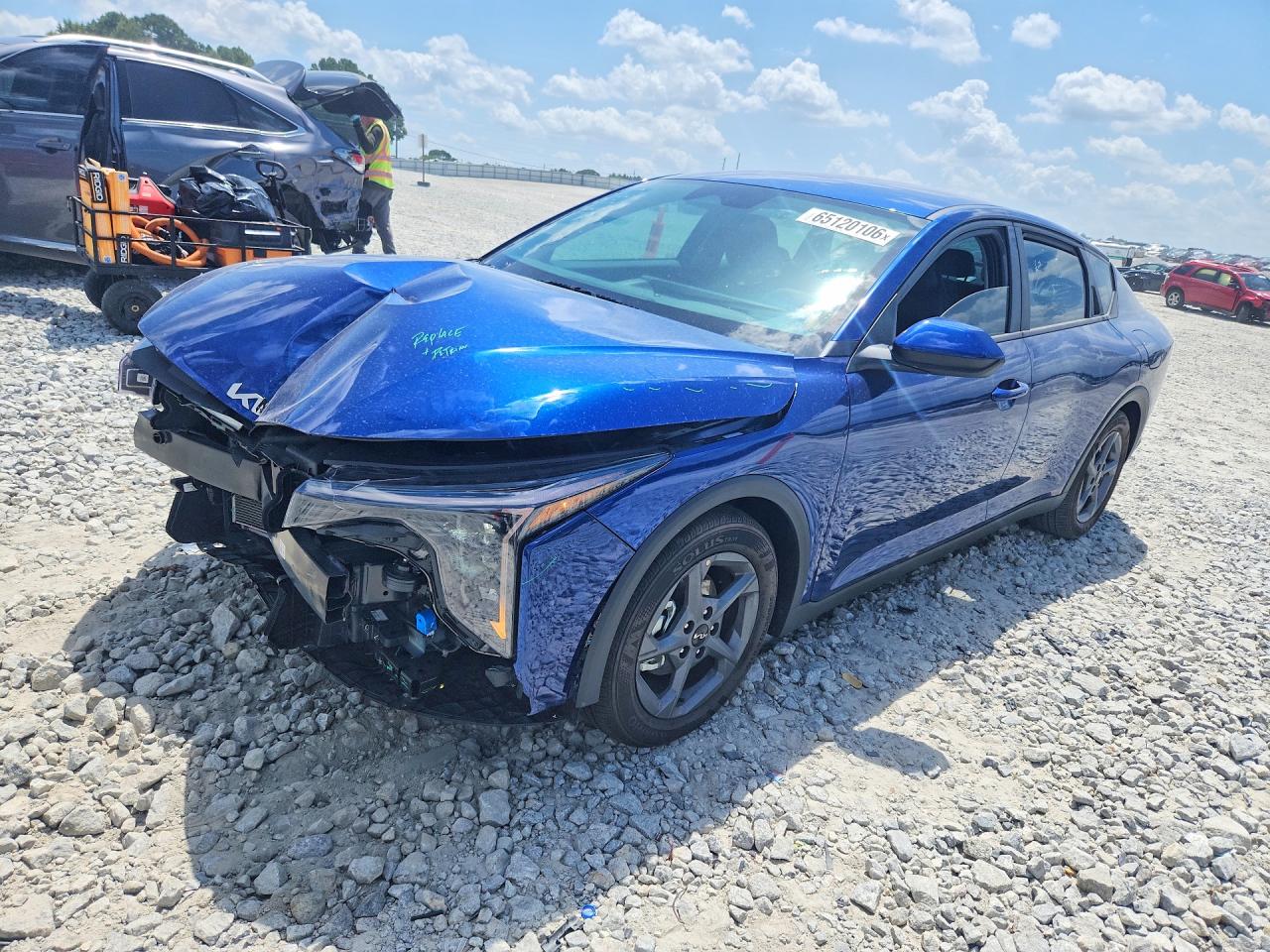 2026 KIA K4 LX, LXS