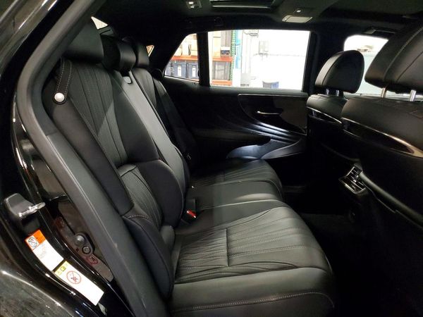 2018 LEXUS LS 500