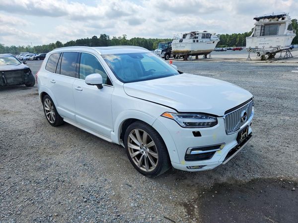 2016 VOLVO XC90 — Passenger 3/4